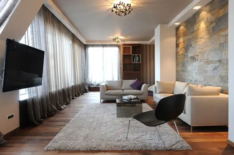 Wynajem mieszkania od spółdzielni: Zasady, koszty i czy warto?