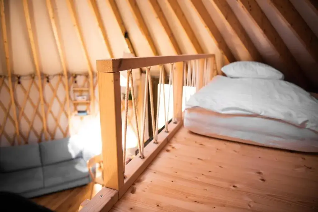 Wyjątkowe jurty w Sudetach - komfortowe noclegi blisko natury