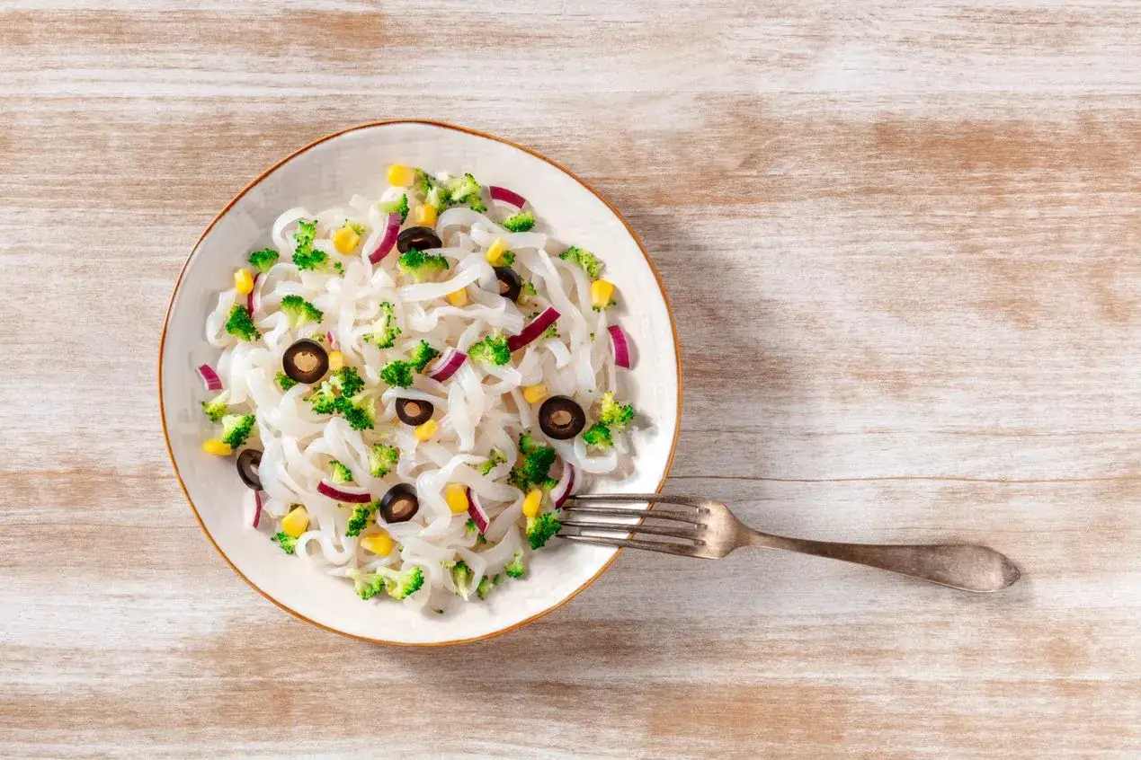 Gdzie kupić makaron konjac? Najlepsze miejsca i ceny, które zaskoczą