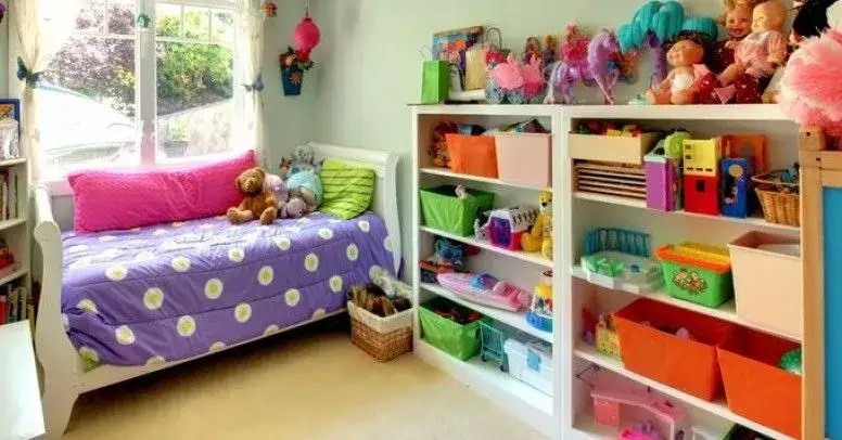 Jak przechowywać zabawki w pokoju dziecka: 8 sprytnych sposobów na porządek