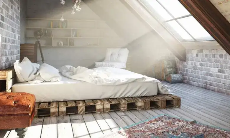 Jak urządzić sypialnię na poddaszu: 8 praktycznych porad