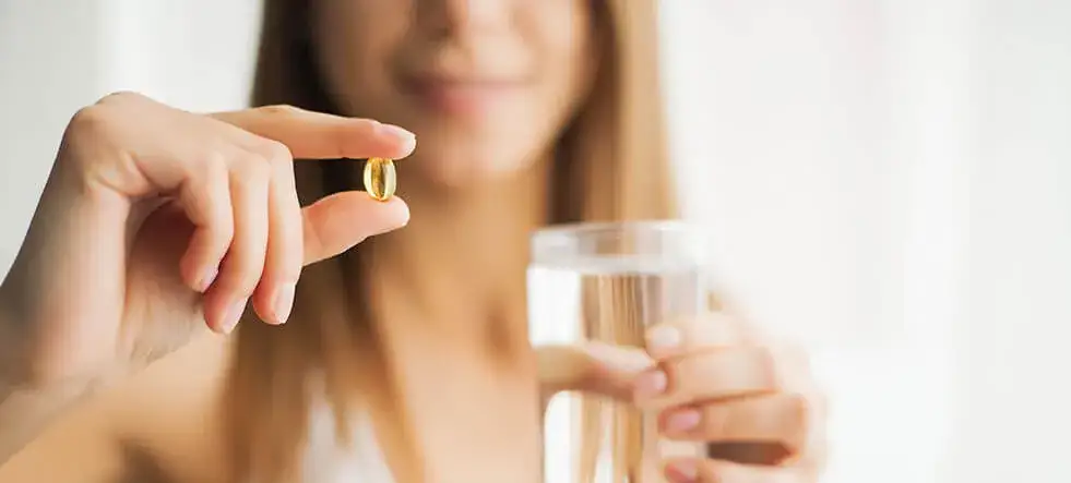 Jakie suplementy dla kobiet poprawiają zdrowie i samopoczucie?