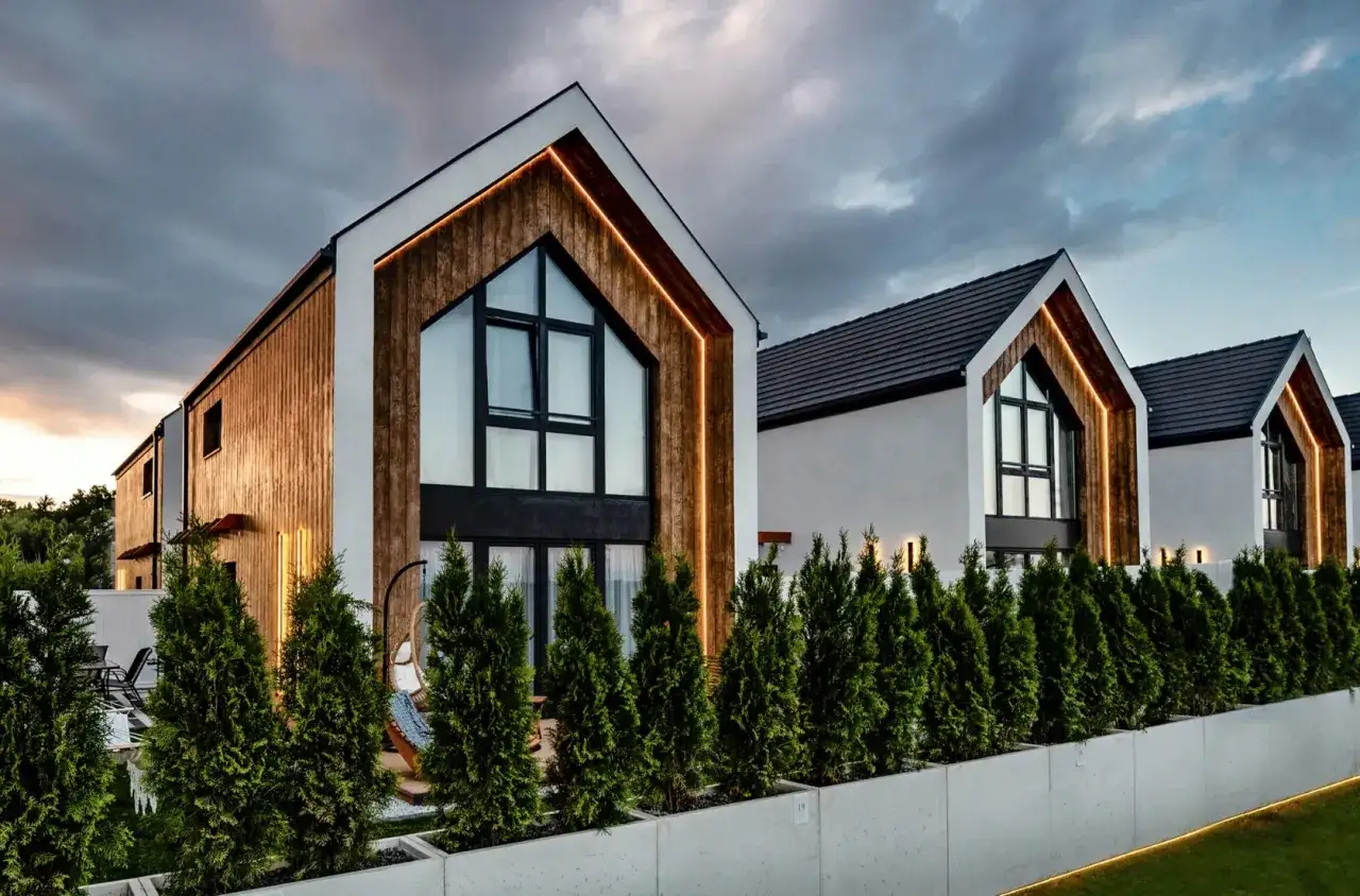 Apartamenty Niechorze czy domki premium? Sprawdź, co wybrać na idealny urlop