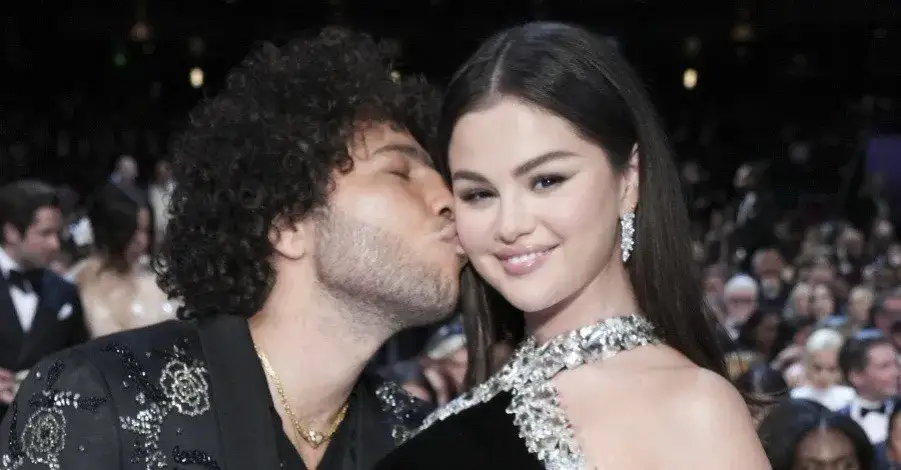 Selena Gomez z kim jest? Odkryj jej zaskakujący związek z Benny Blanco