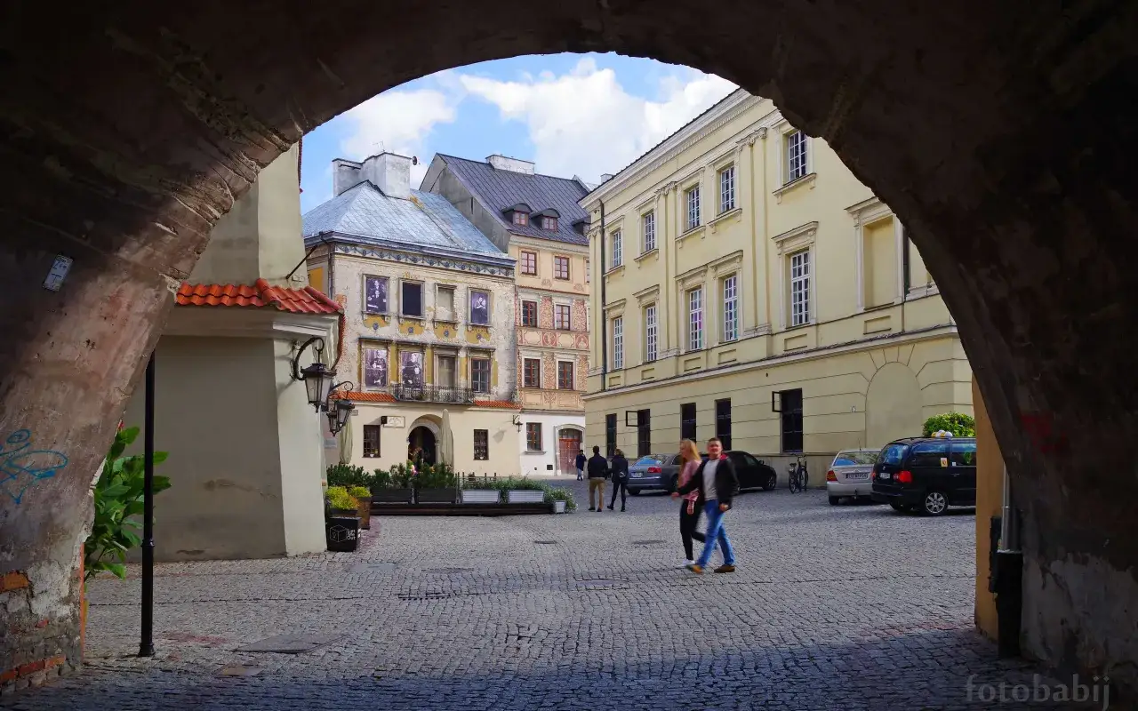Gdzie zjeść w Lublinie? Odkryj najlepsze restauracje i kawiarnie