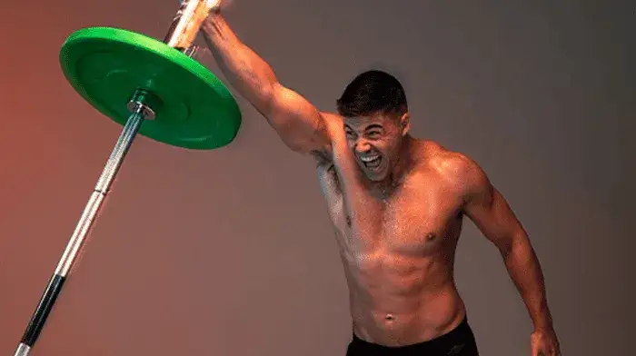 Trening siłowy - ile kalorii spalasz i jak wpływa na metabolizm