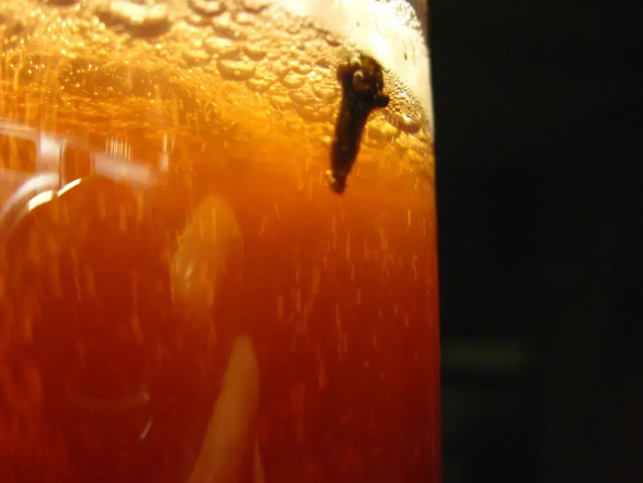 Jak zrobić grzańca z piwa na przeziębienie i złagodzić objawy