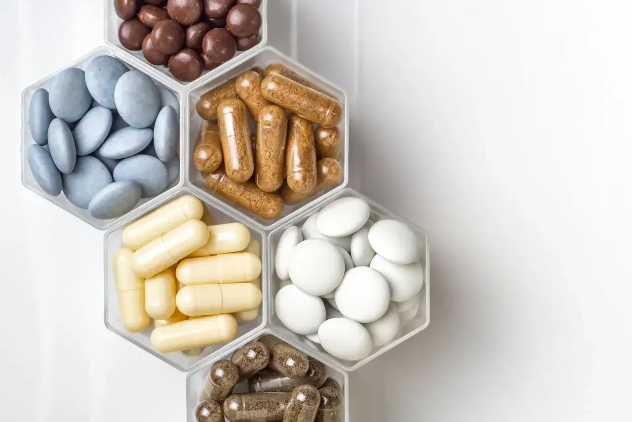 Czy witaminy to suplementy diety? Odkryj ich prawdziwą rolę w zdrowiu