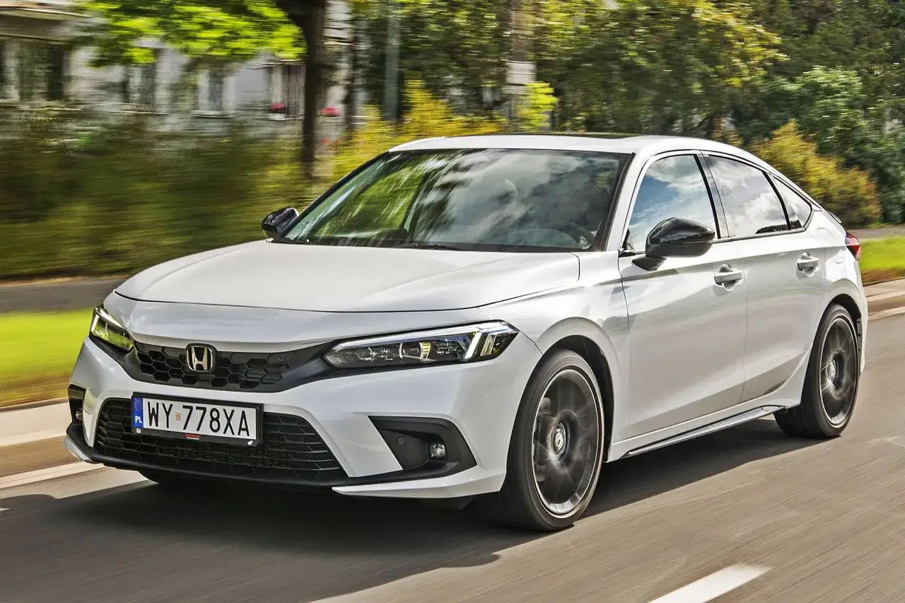 Honda Civic ile kosztuje? Poznaj ceny i ukryte koszty zakupu