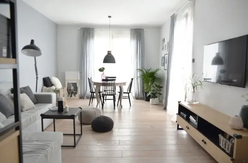 Jak urządzić salon prostokątny, aby uniknąć błędów aranżacyjnych?