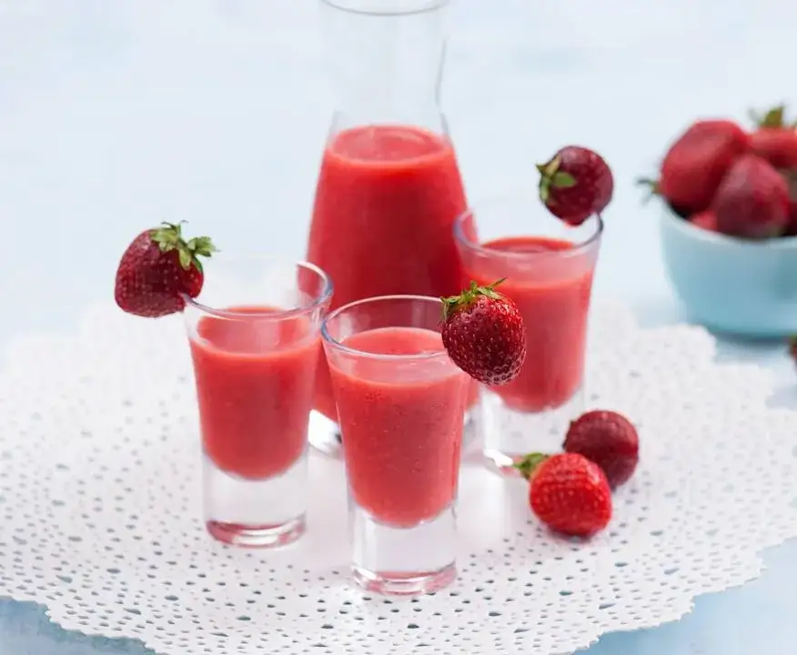 Jak przygotować pyszny drink truskawkowy w thermomixie krok po kroku