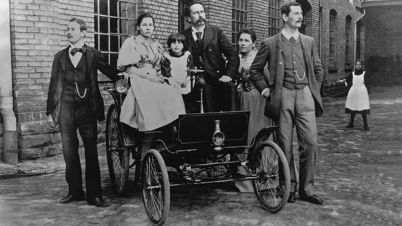 Historia Mercedes-Benz i Daimler-Benz: Kluczowe innowacje i fuzje w motoryzacji