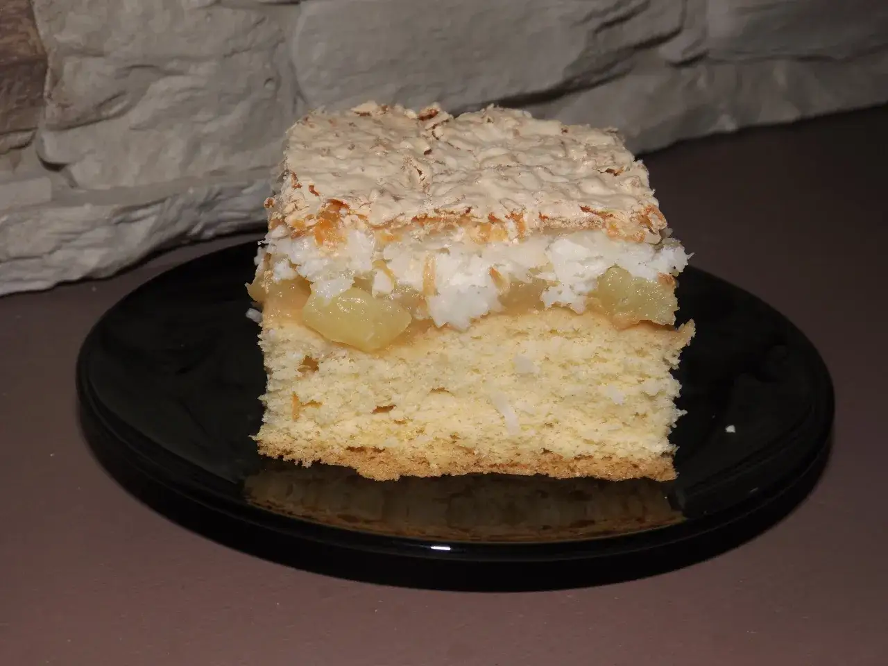 Najlepszy przepis na ciasto ananasek siostry Anastazji, które urzeka smakiem