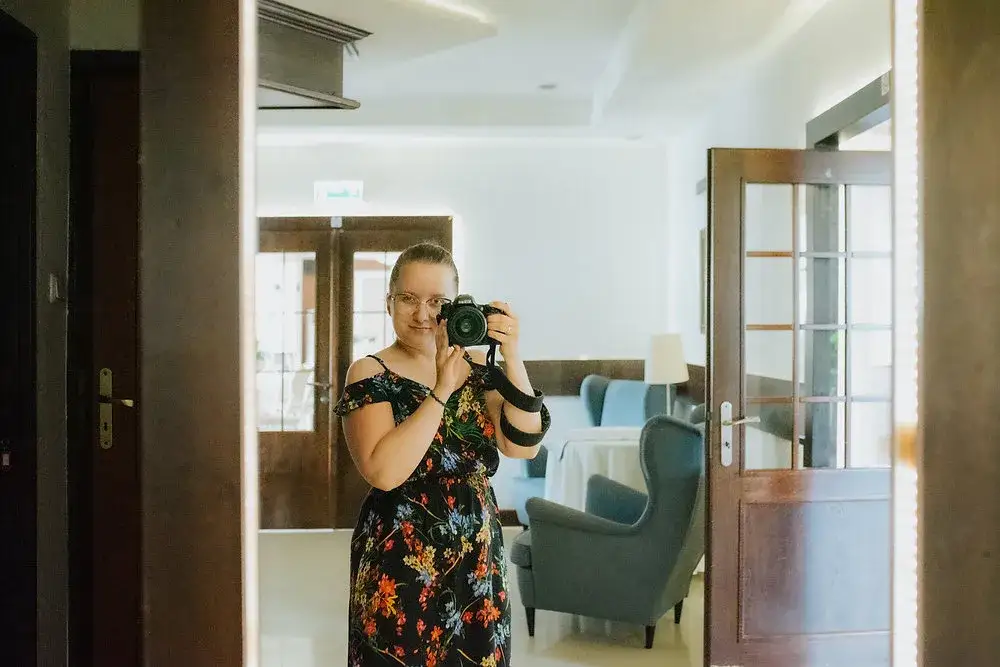 Jak zrobić selfie w lustrze: 7 kroków do idealnego zdjęcia