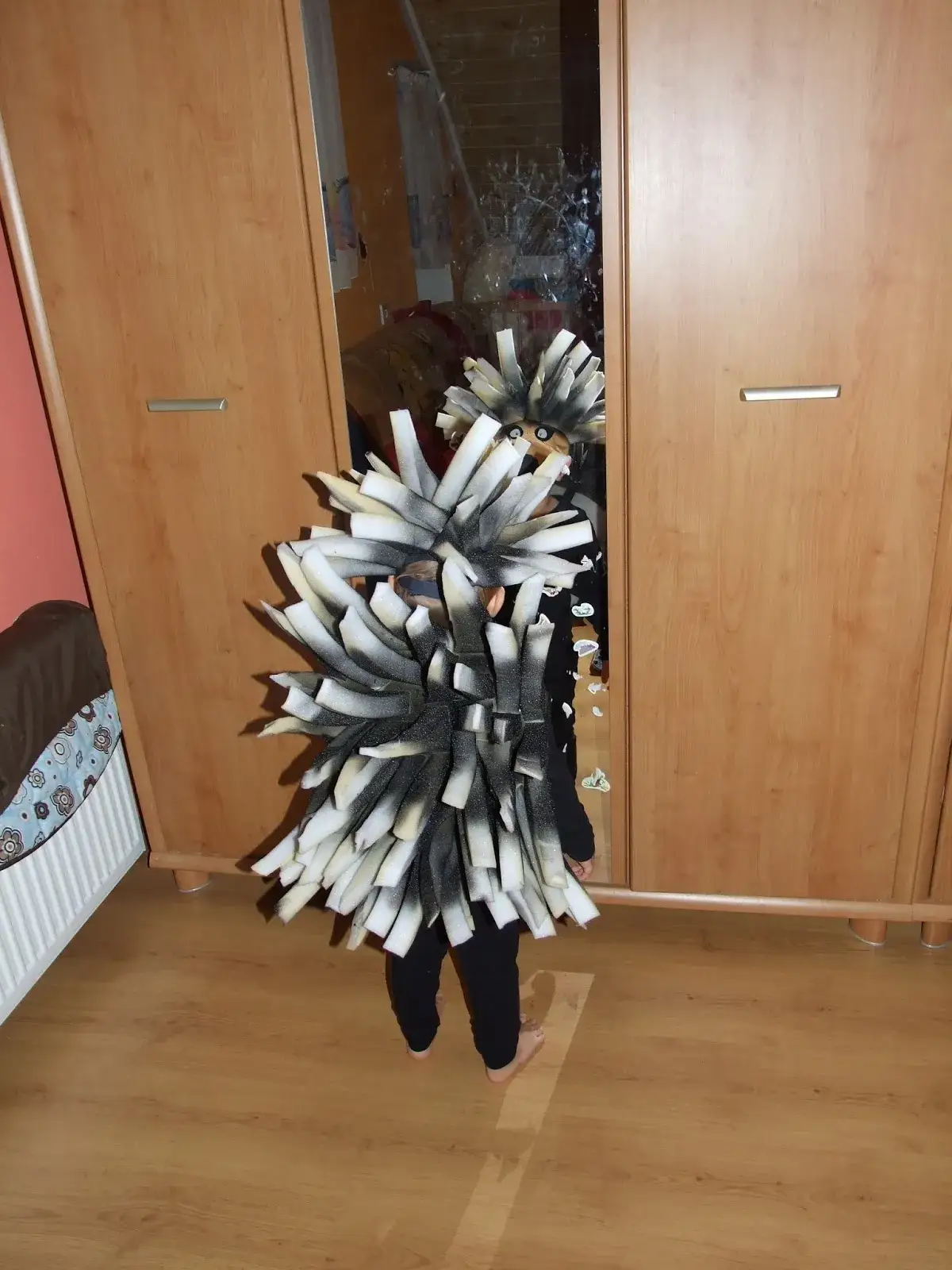 Jak zrobić strój jeża dla dziecka - łatwe kroki i pomysły na akcesoria