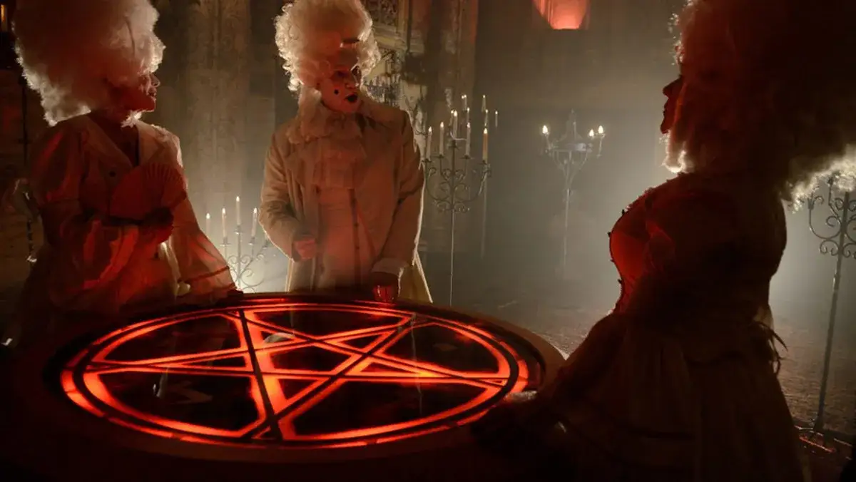 Najlepsze horrory na Halloween: Top 10 przerażających filmów