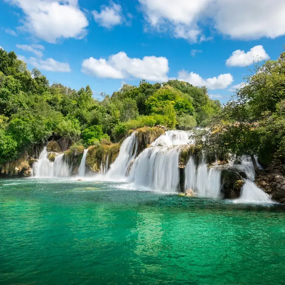 Gdzie na wakacje do Chorwacji? Najlepsze miejsca, atrakcje i porady