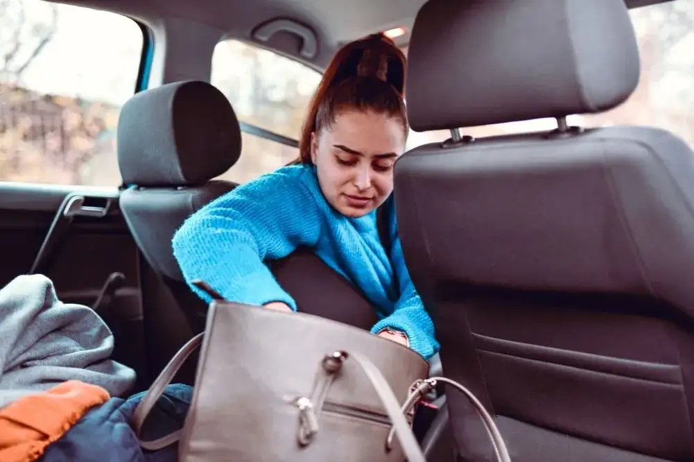 Ile kosztuje wyrobienie prawa jazdy po zgubieniu? Sprawdź teraz!