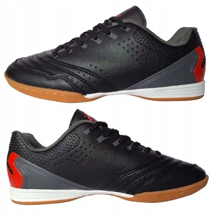 Jakie buty do piłki nożnej na hale wybrać, by uniknąć kontuzji?