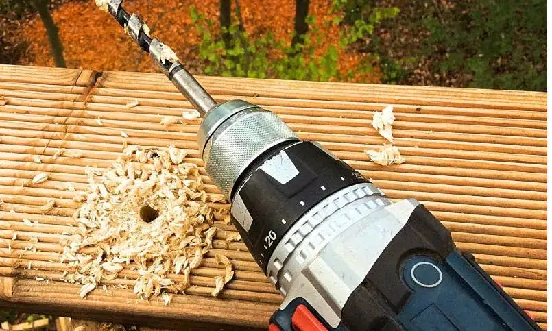 Czy wiertarką można wkręcać wkręty? Poznaj zalety i zagrożenia tego rozwiązania