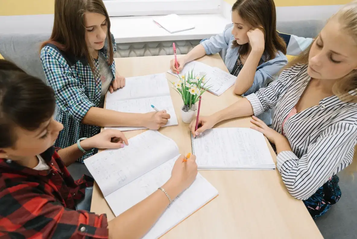 Rywalizacja w nauce: dlaczego formaty oparte na współzawodnictwie działają