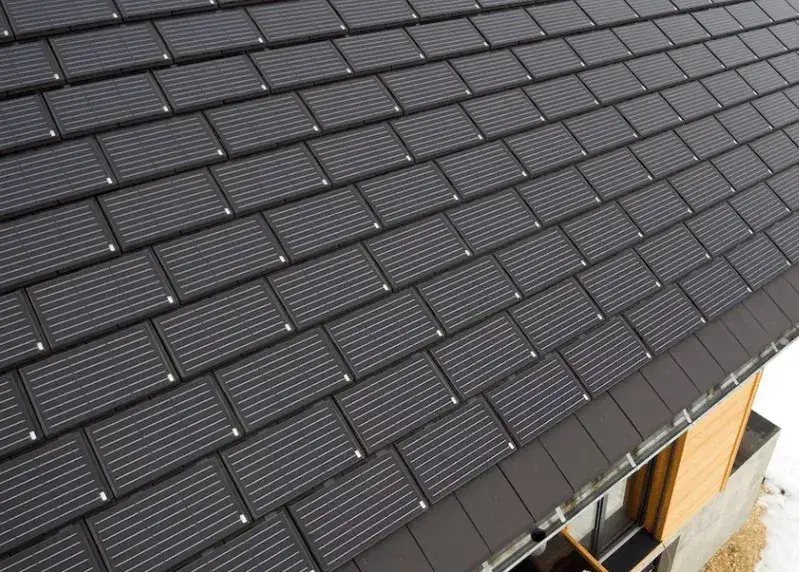 Jaka dachówka pod fotowoltaikę? Poznaj najlepsze opcje i koszty montażu