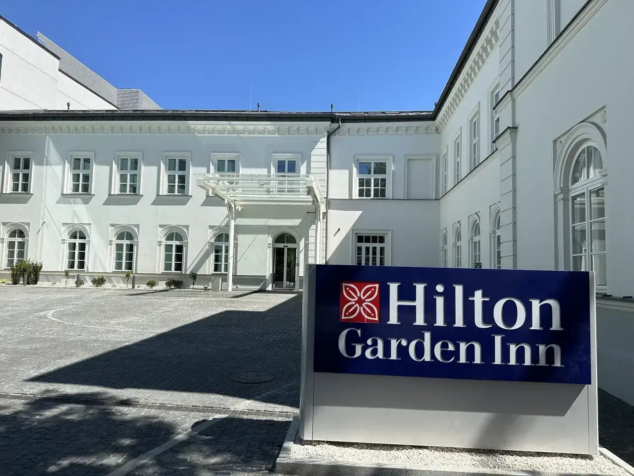 Co znaczy inn w nazwie hotelu? Odkryj jego prawdziwe znaczenie