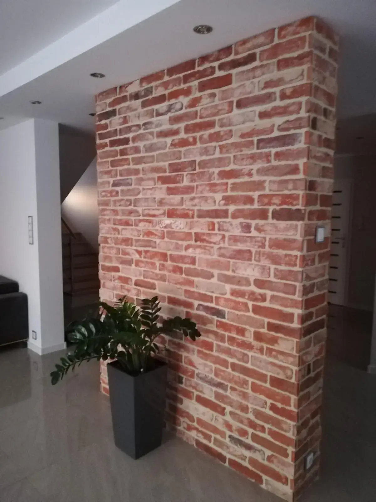 Jak wybrać idealną fugę do starej cegły i uniknąć błędów przy renowacji