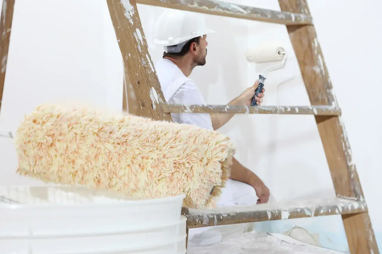 Jaki wałek do malowania elewacji? Oto kluczowe wskazówki i porady