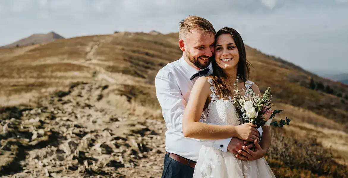 Fotograf czy kamerzysta na wesele - co wybrać, by nie żałować?