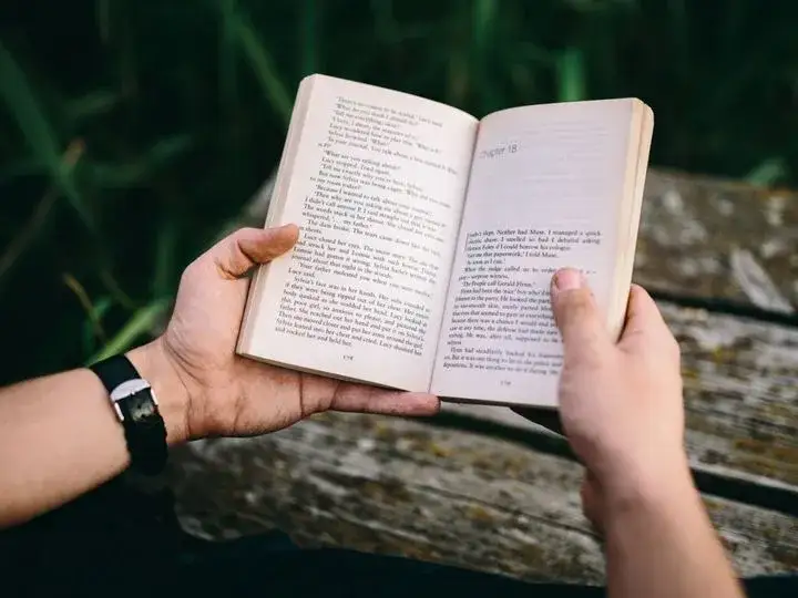 Top 10 powieści sensacyjnych: Najlepsze thrillery wszech czasów