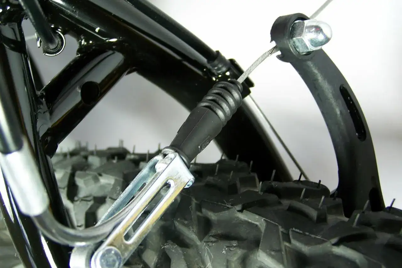 Jak wymienić klocki hamulcowe w rowerze tarczowym - łatwo i szybko!