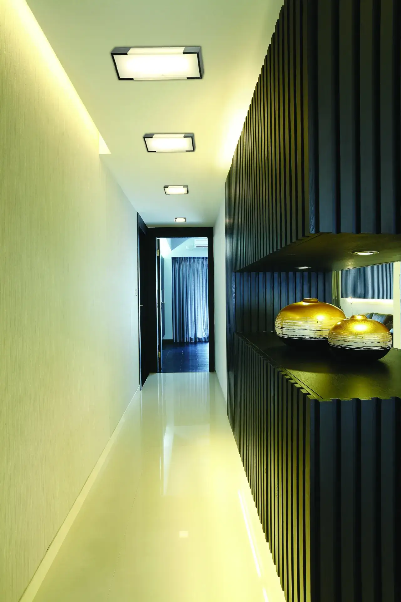 Jak wybrać idealne oświetlenie do korytarza – porady i inspiracje