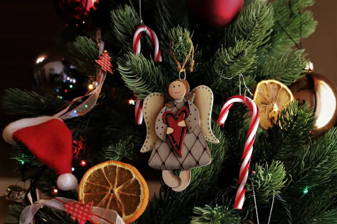 Kiedy składa się życzenia bożonarodzeniowe? Odkryj tradycje Wigilii