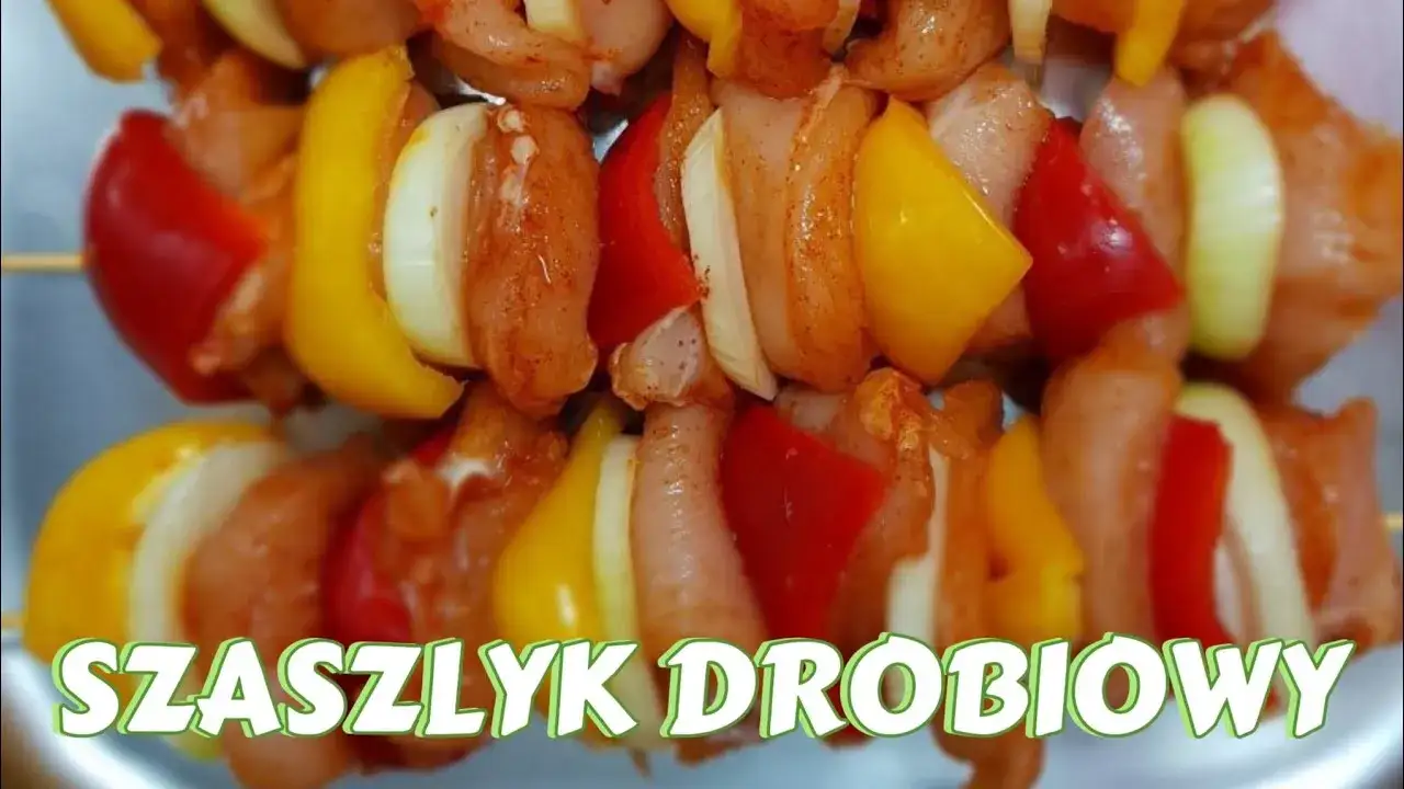 Jak zrobić szaszłyki drobiowe w piekarniku – proste i pyszne przepisy