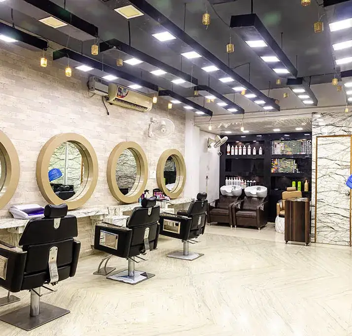 Jakie oświetlenie do salonu fryzjerskiego zapewni idealną atmosferę