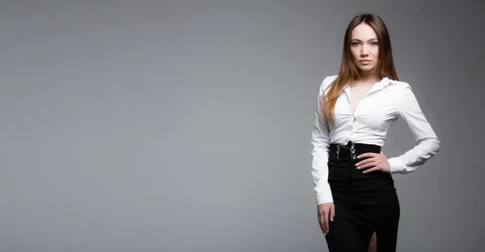 Skuteczne sposoby na usunięcie plamy z białej bluzki bez trwonięcia czasu