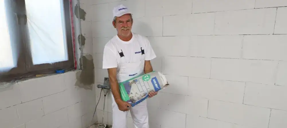 Jak nakładać zaprawę tynkarską - uniknij najczęstszych błędów