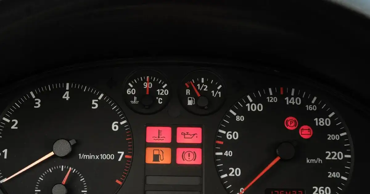 Jak zresetować kontrolkę wymiany oleju i uniknąć kosztownych błędów
