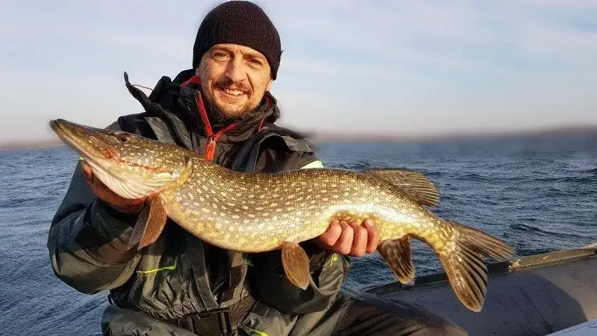 Do kiedy trzeba opłacić kartę wędkarską, aby uniknąć kar?