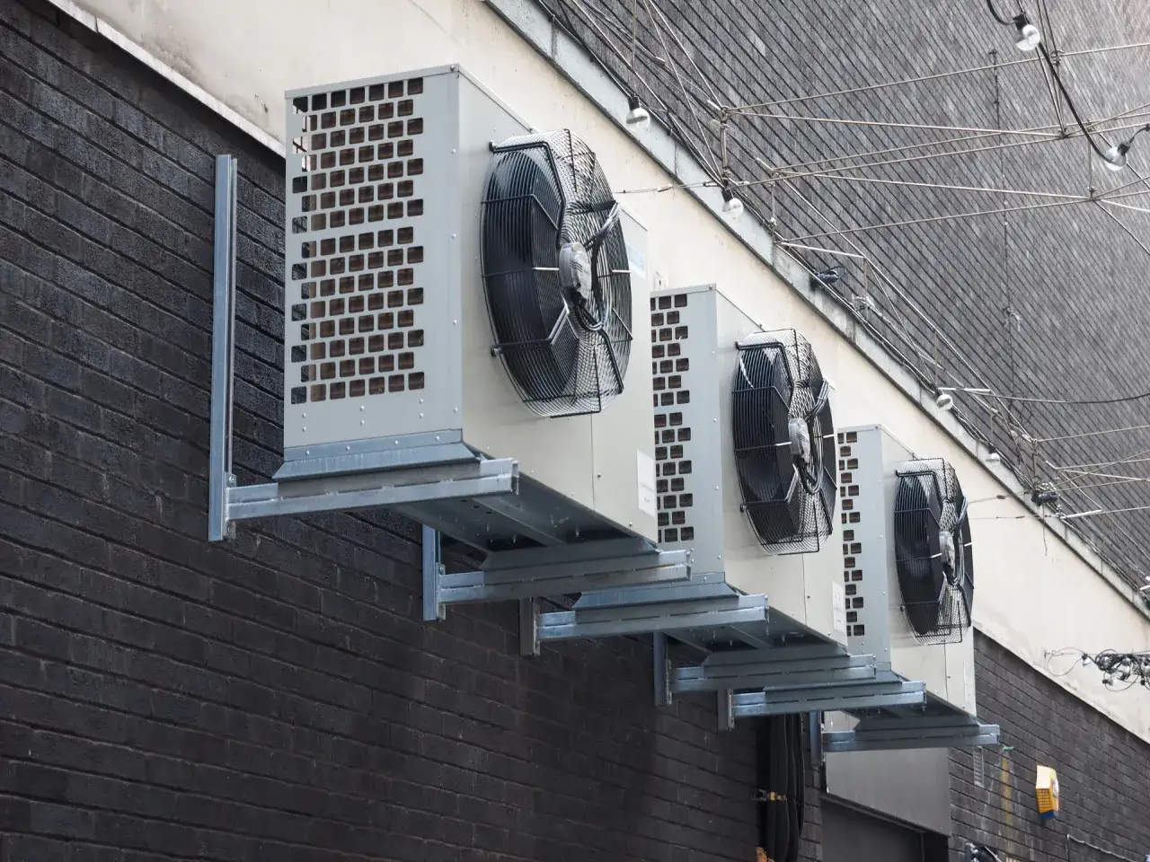 Hurtownia hydrauliczna TECHNAB we Wrocławiu jako realne wsparcie dla firm HVAC