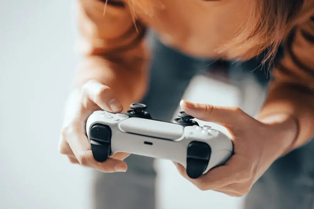 Najlepsze gry mobilne, które warto odpalić z kontrolerem w ręku