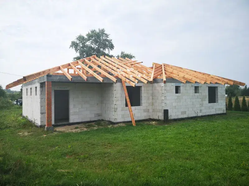 Beton komórkowy 500 czy 600 - który wybór jest lepszy dla budowy?