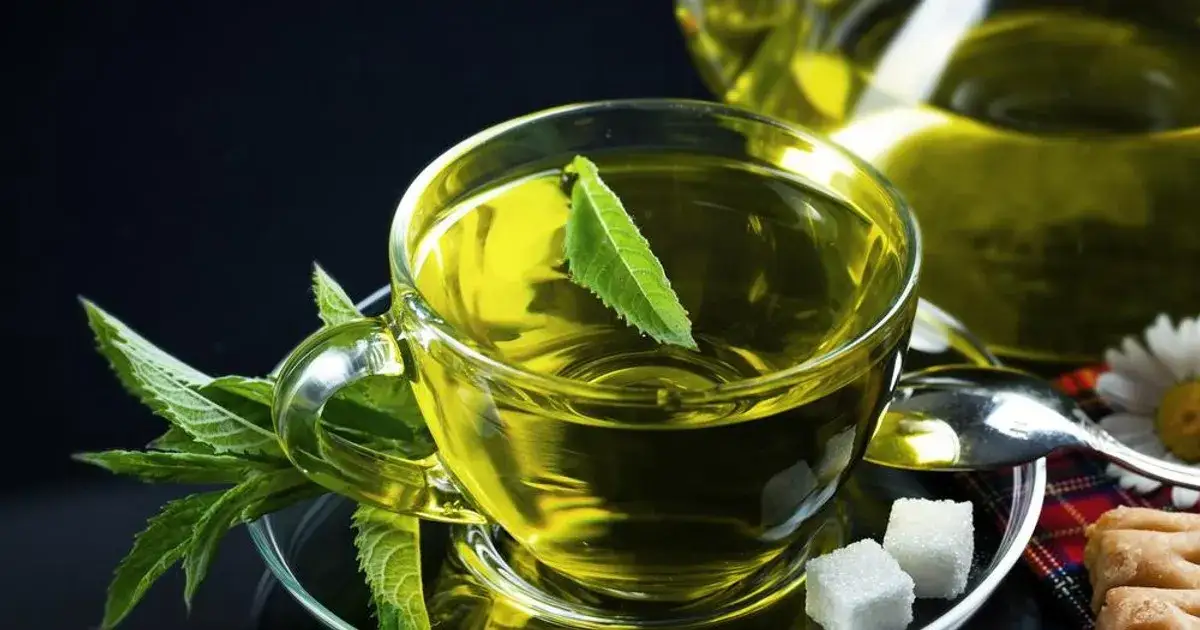 Jak parzyć zieloną herbatę na odchudzanie, aby uniknąć gorzkiego smaku