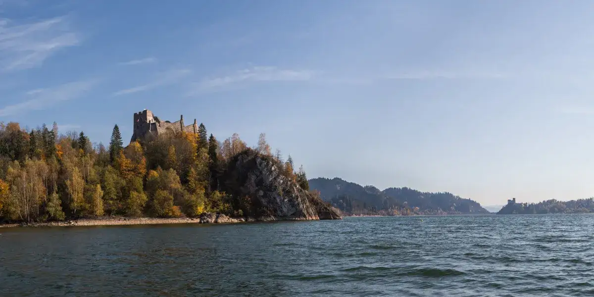 Jezioro Czorsztyńskie: tajemnice, atrakcje i historia, które musisz poznać