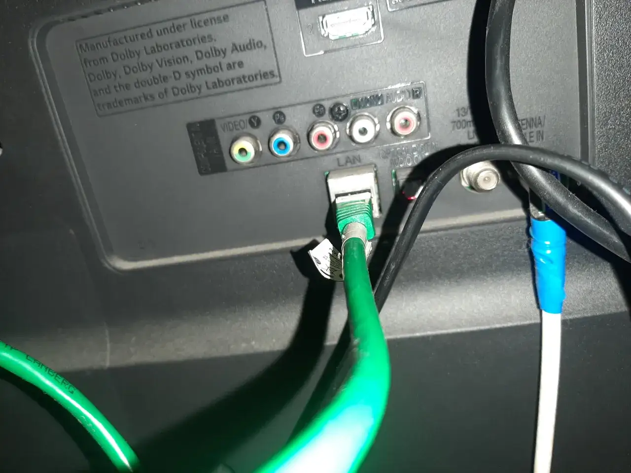 Jak podłączyć telefon do kina domowego przez USB bez problemów