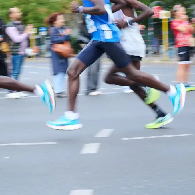 Las mejores zapatillas para correr hombres: elige las adecuadas y evita lesiones