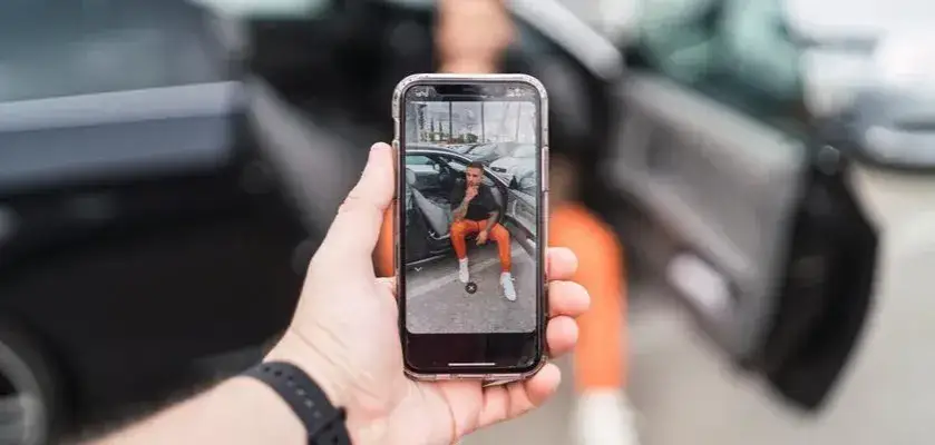 Jak szybko włączyć przedni aparat w telefonie? Prosty sposób dla każdego