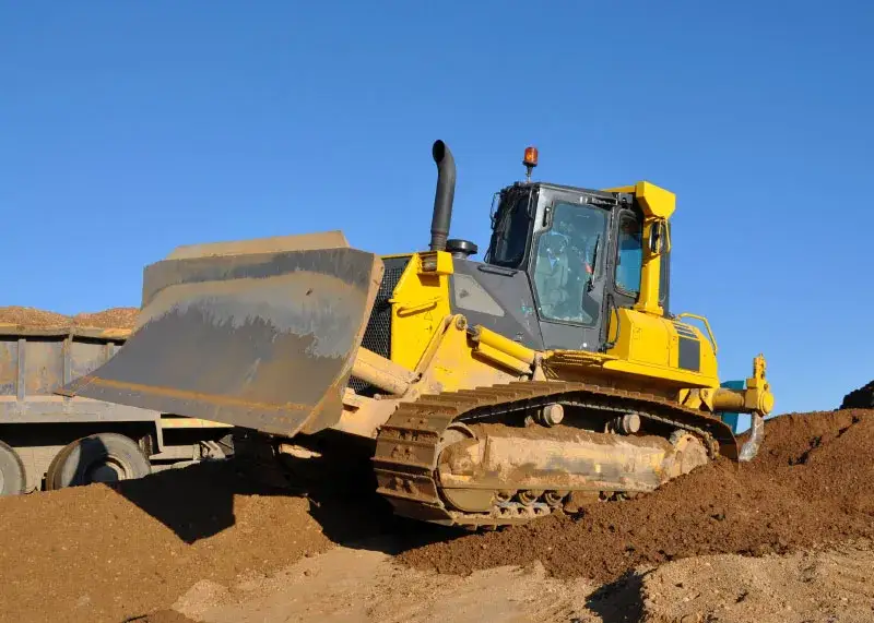 Ile można podnieść teren bez pozwolenia? Ważne przepisy i limity