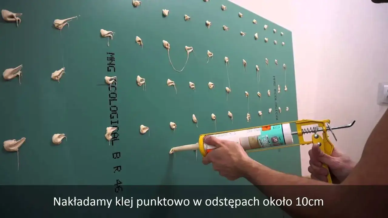 Jak przykleić lustro bez ryzyka odpadnięcia - sprawdź skuteczne metody